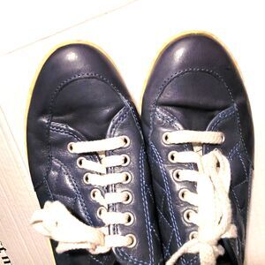 Born Shoes Low-Top Lace Up 8.5 Sheena Quilted Blue Leather Ballet Sneakers